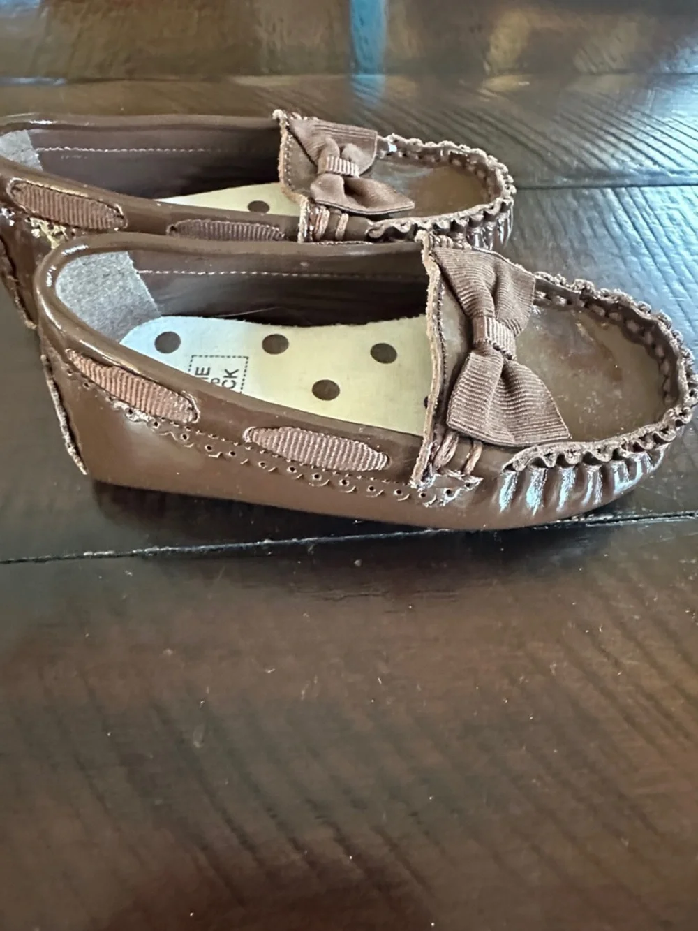 Janie and Jack Girls' Brown Patent Bow Moccasins